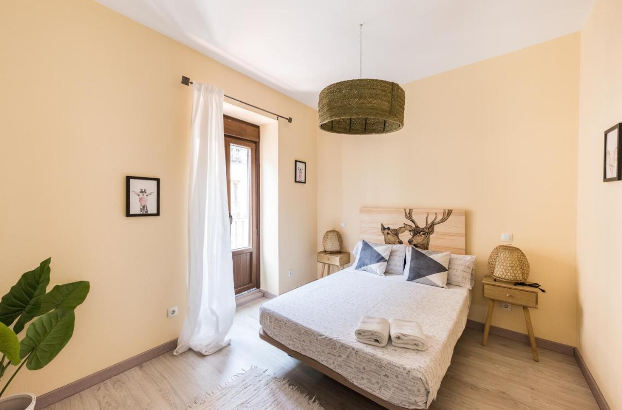 La Casa De Miguel Servet Madryt Zewnętrze zdjęcie